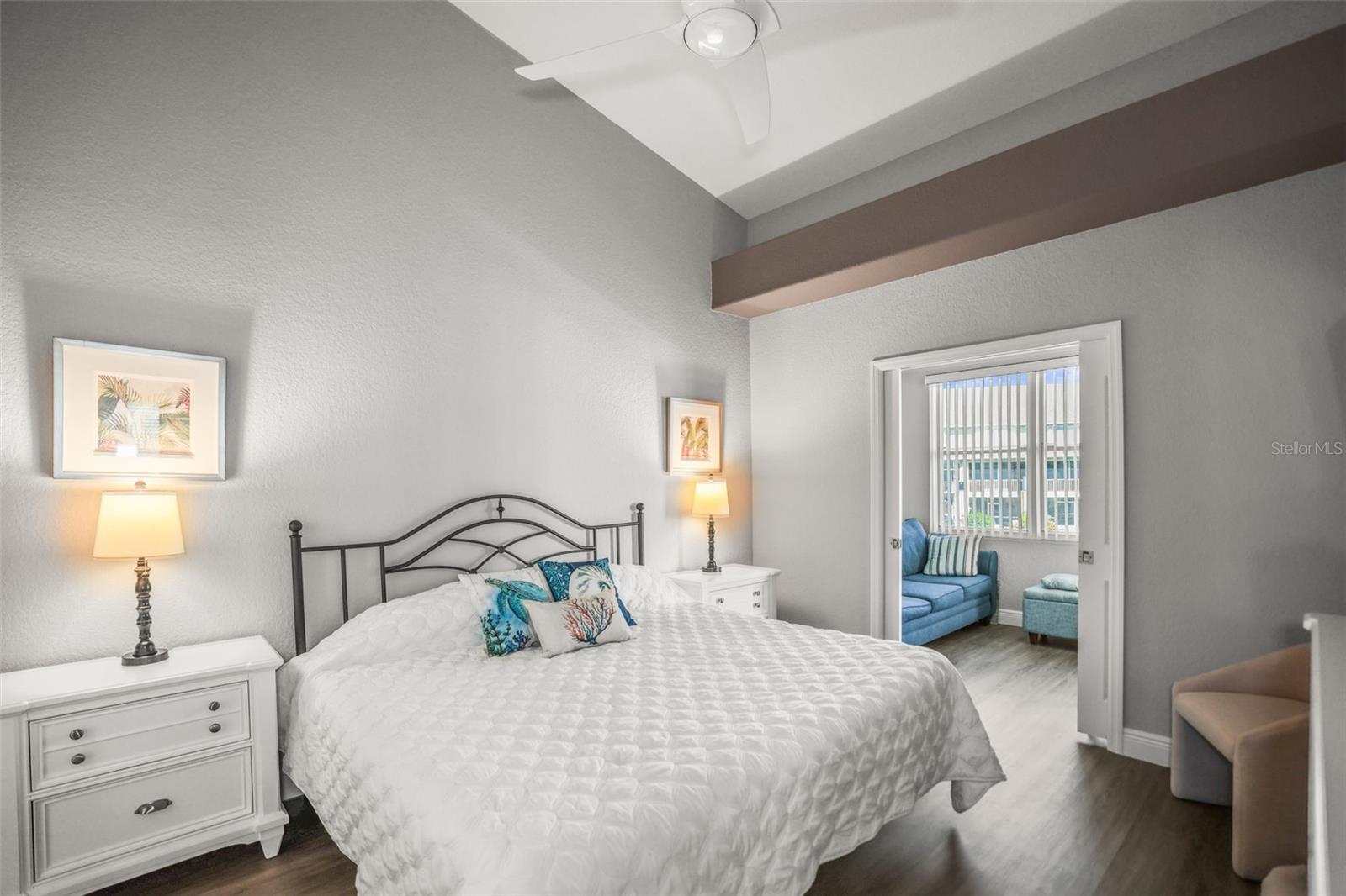 TWNHMS BY GULF SAND PEBBLE PRCL 06 - Residential