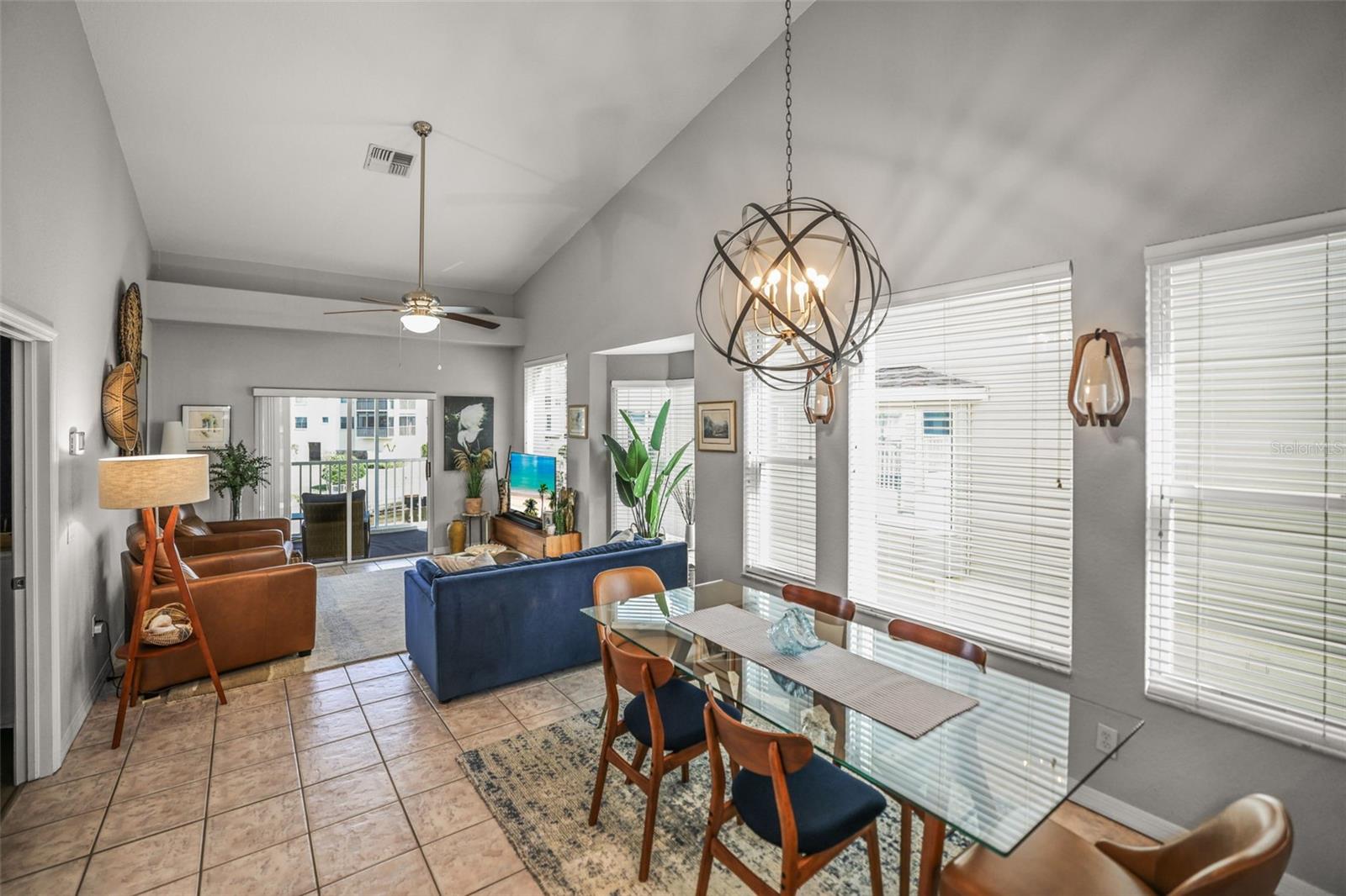 TWNHMS BY GULF SAND PEBBLE PRCL 06 - Residential