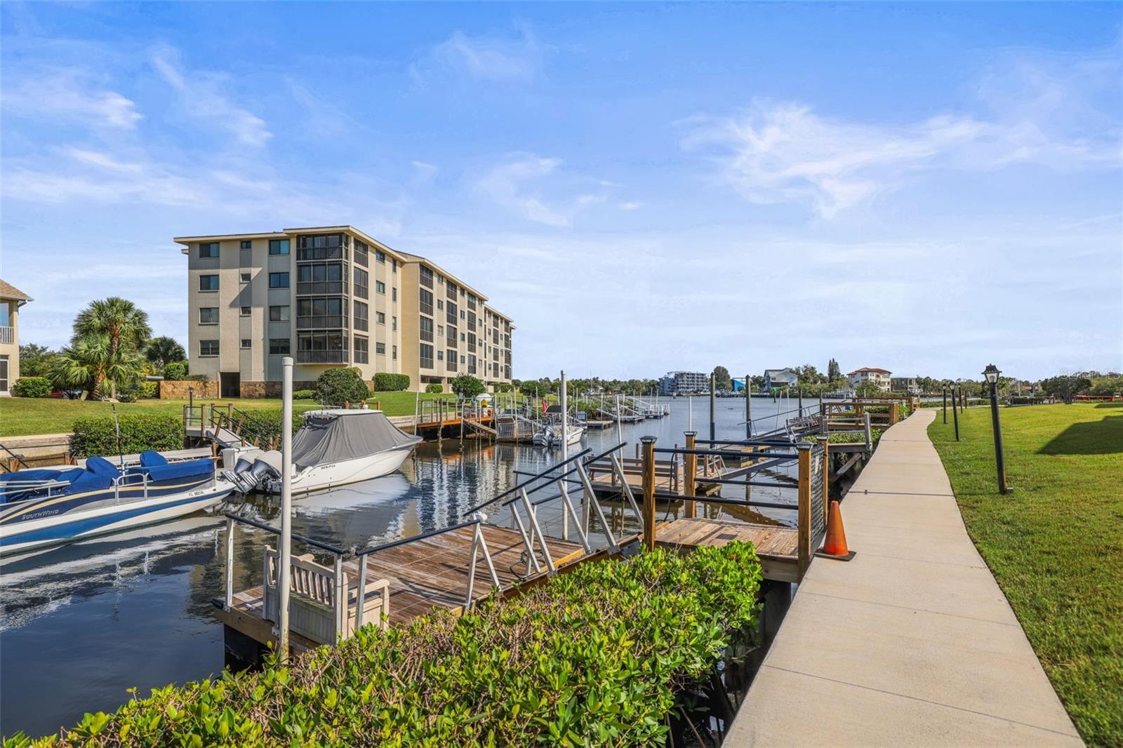 TWNHMS BY GULF SAND PEBBLE PRCL 06 - Residential