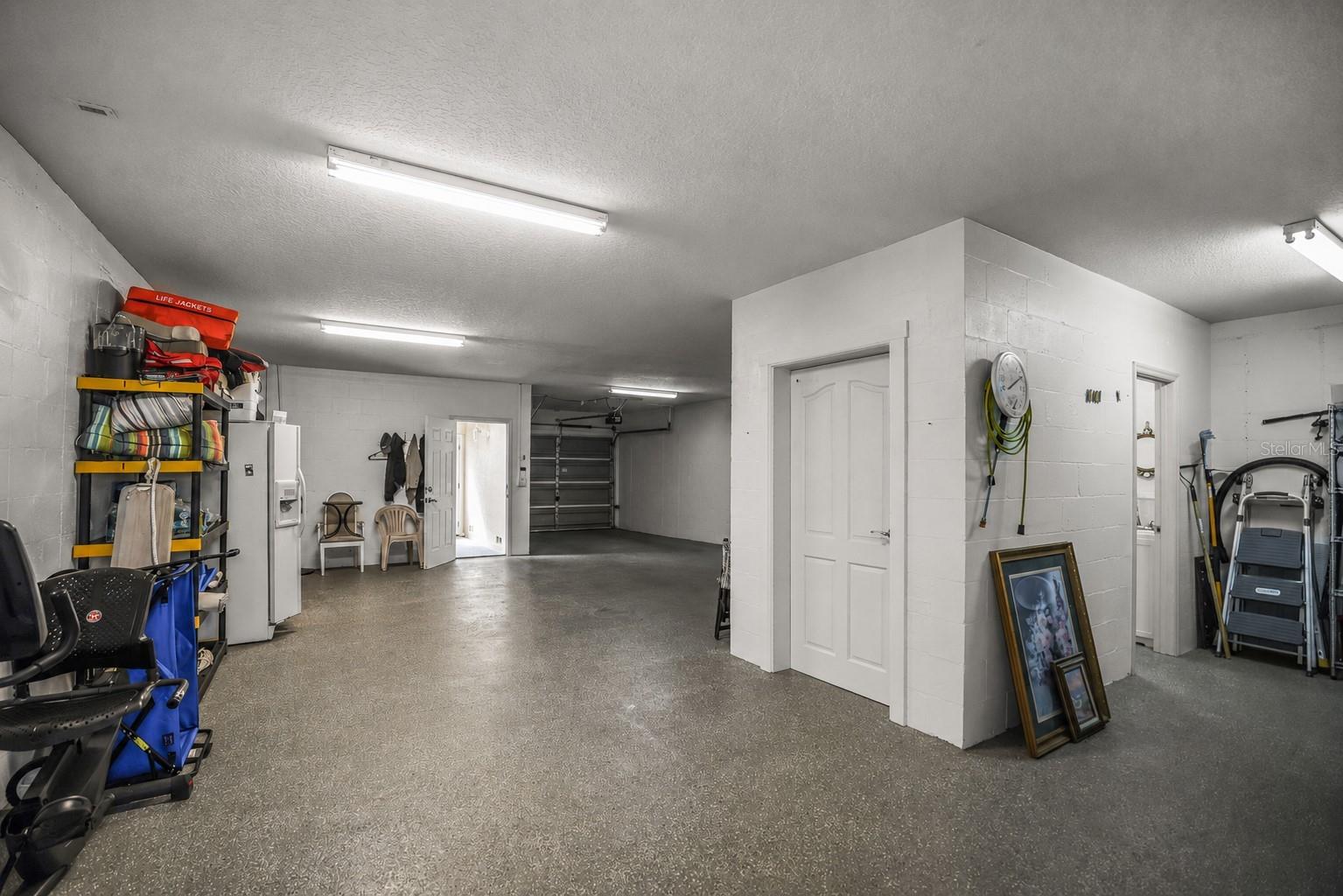 TWNHMS BY GULF SAND PEBBLE PRCL 06 - Residential