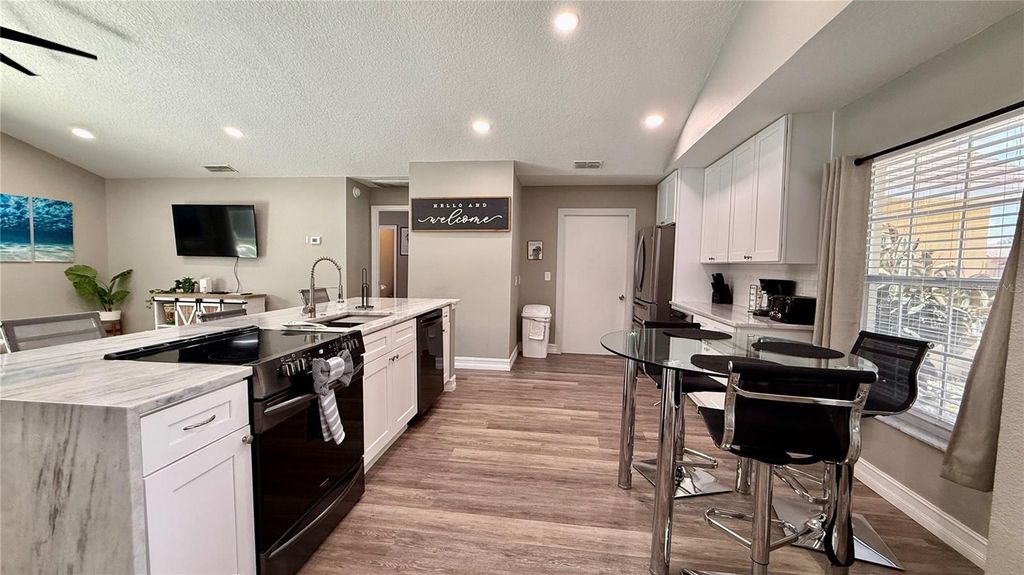 Photo of 406 Nevada Loop Road, Davenport, FL 33897 (MLS # S5130776)