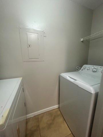 THE PINNACLE AT CARROLLWOOD A - Residential Lease