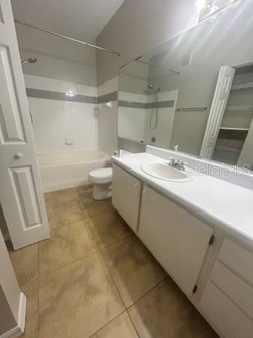 THE PINNACLE AT CARROLLWOOD A - Residential Lease