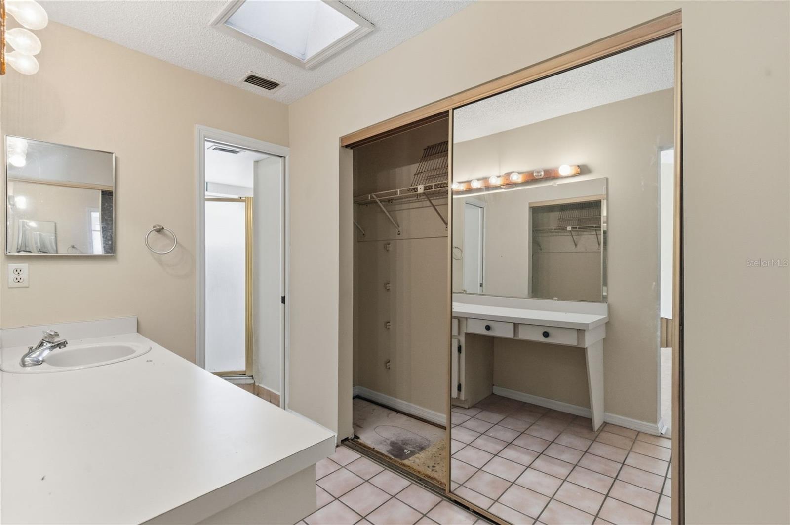 ISLAND CLUB AT ROSEMONT CONDO PH 08 - Residential