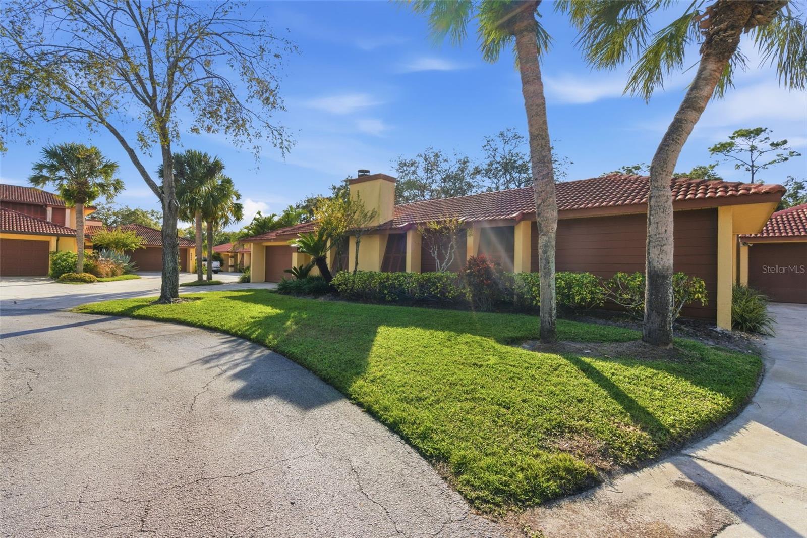 ISLAND CLUB AT ROSEMONT CONDO PH 08 - Residential