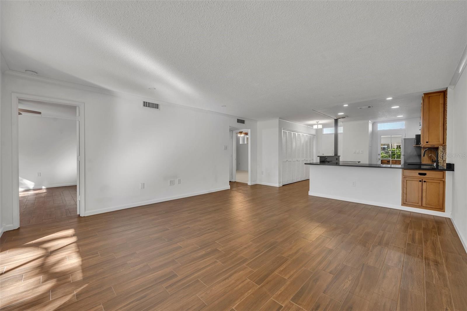 WINTER PARK GARDENS CONDO - Residential