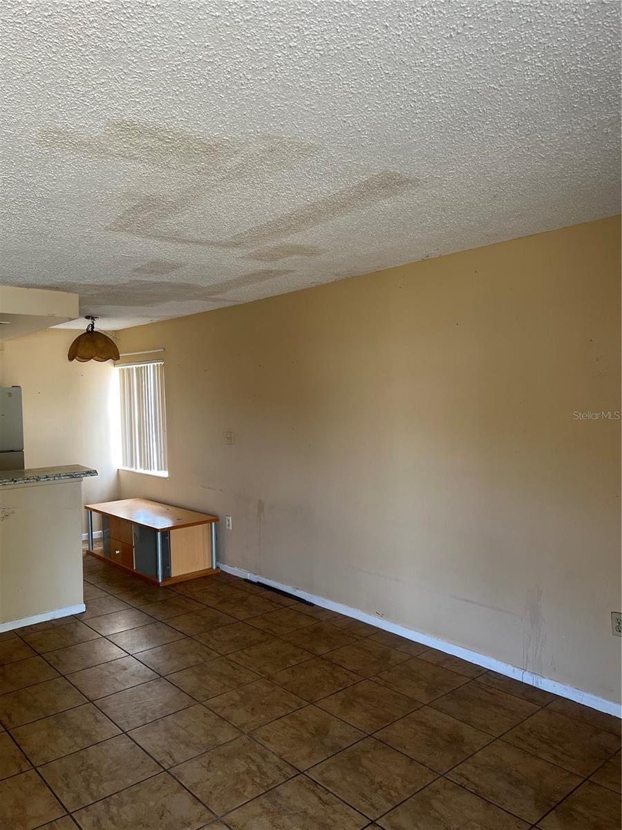 CRESTVIEW ACRES - Residential