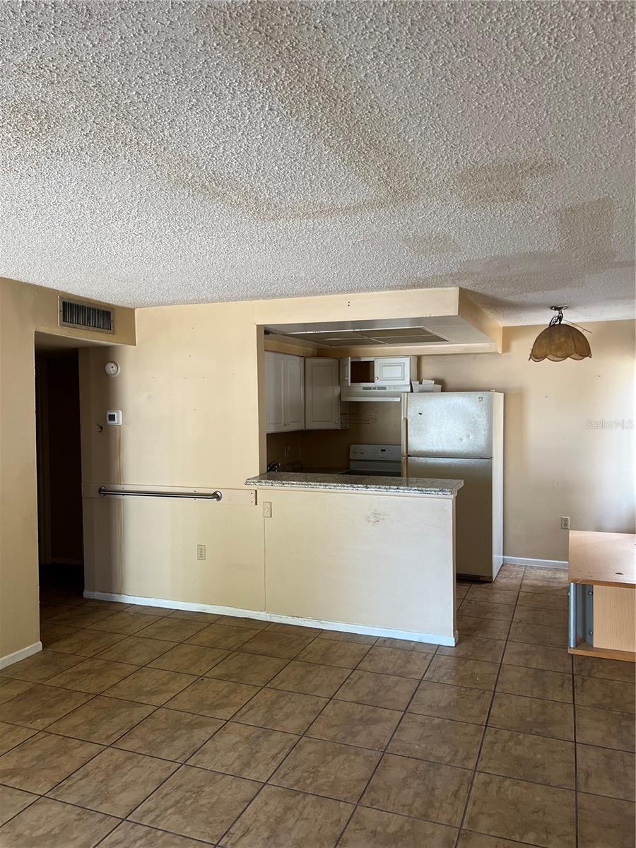 CRESTVIEW ACRES - Residential