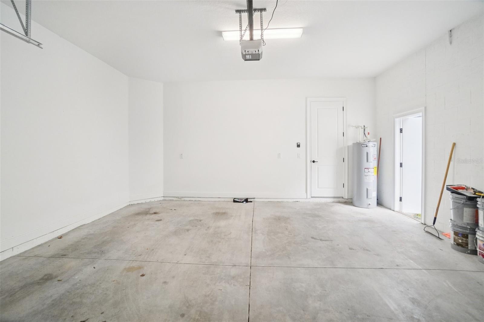 SUBURB ROYAL - Residential