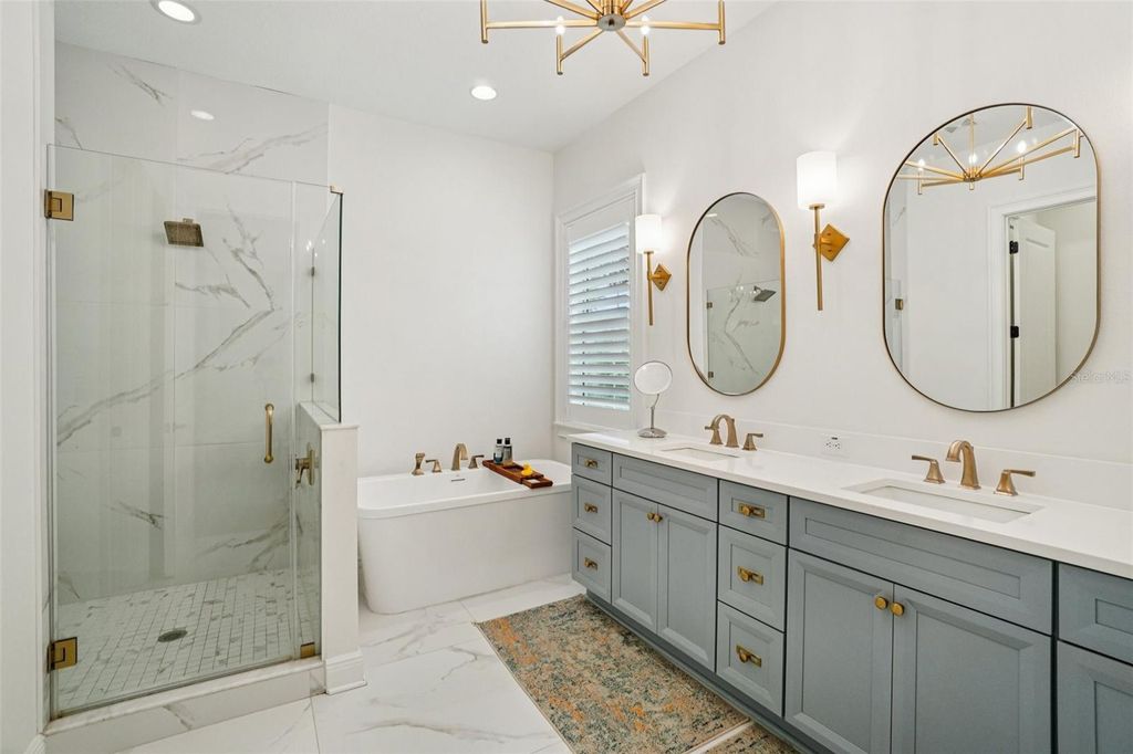 Photo of 811 W Coral Street, Tampa, FL 33602 (MLS # TB8447141)