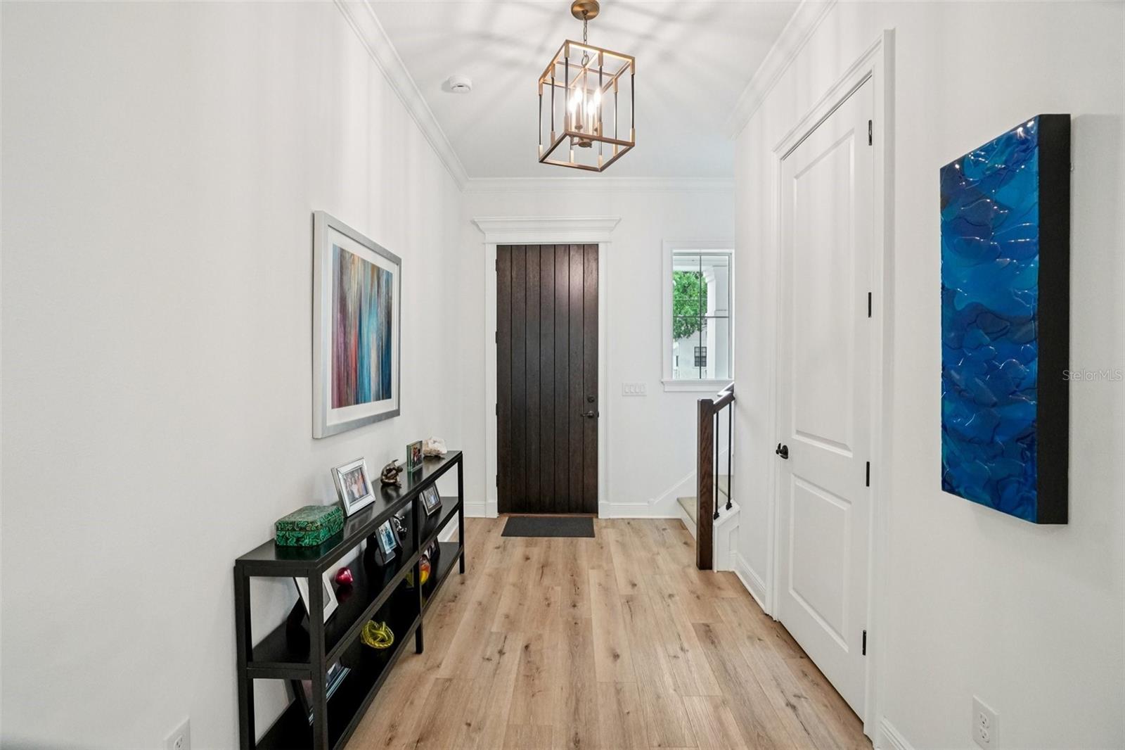 SUBURB ROYAL - Residential