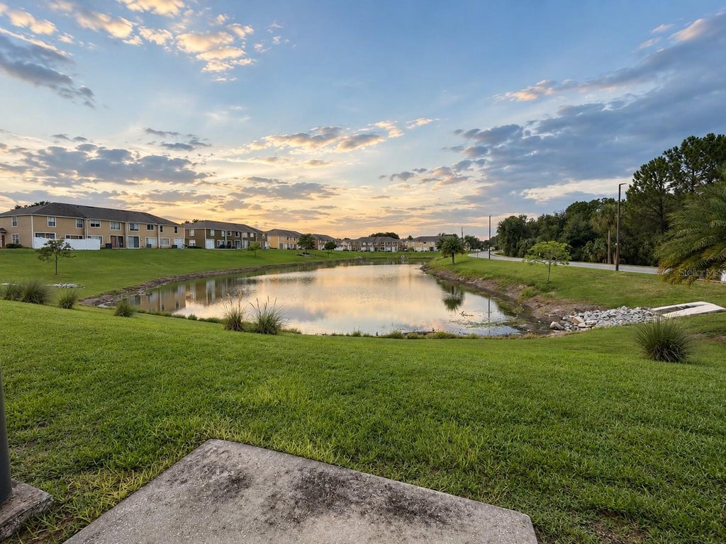 Photo of 121 Washington Palm Loop, Davenport, FL 33897 (MLS # G5117076)