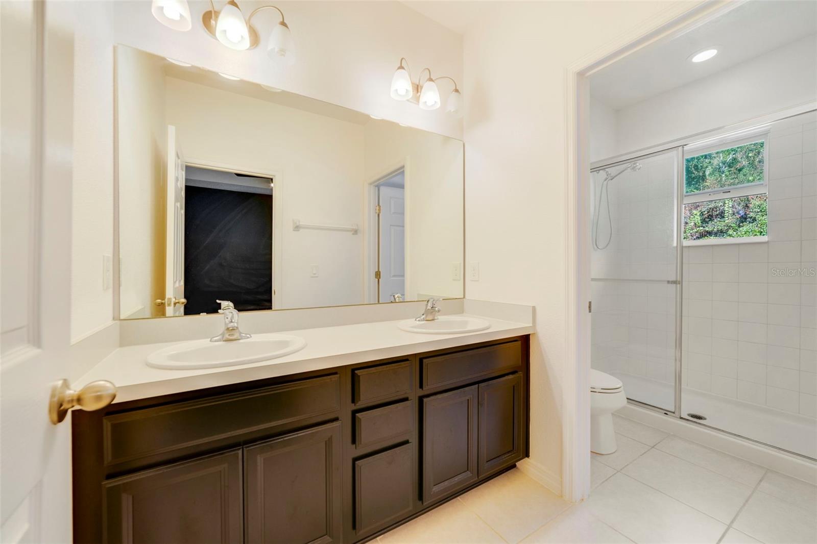 AMBERGATE - Residential