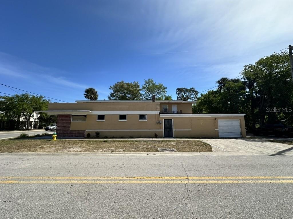 859 DR MARY MCLEOD BETHUNE BOULEVARD