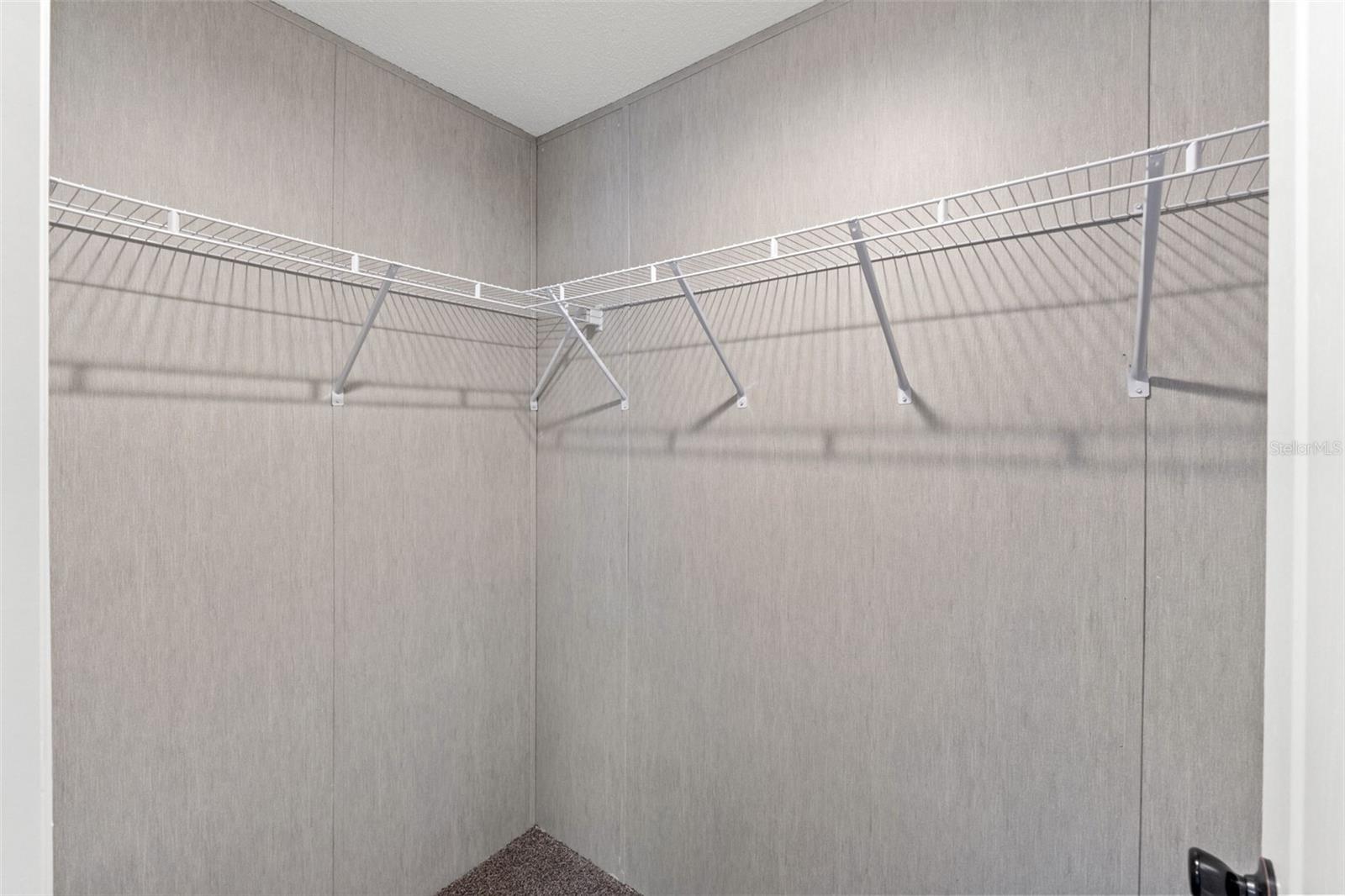 ENZO ESTATES - Residential