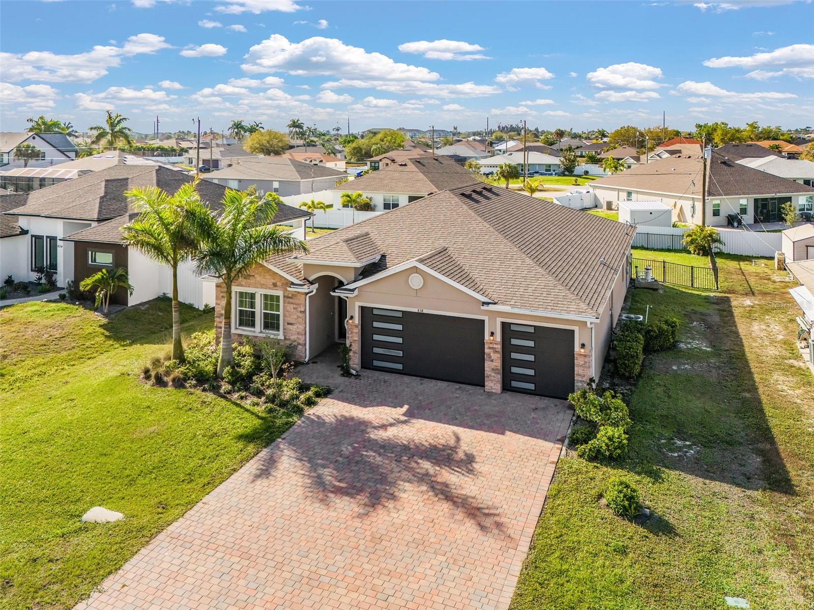 CAPE CORAL - Residential