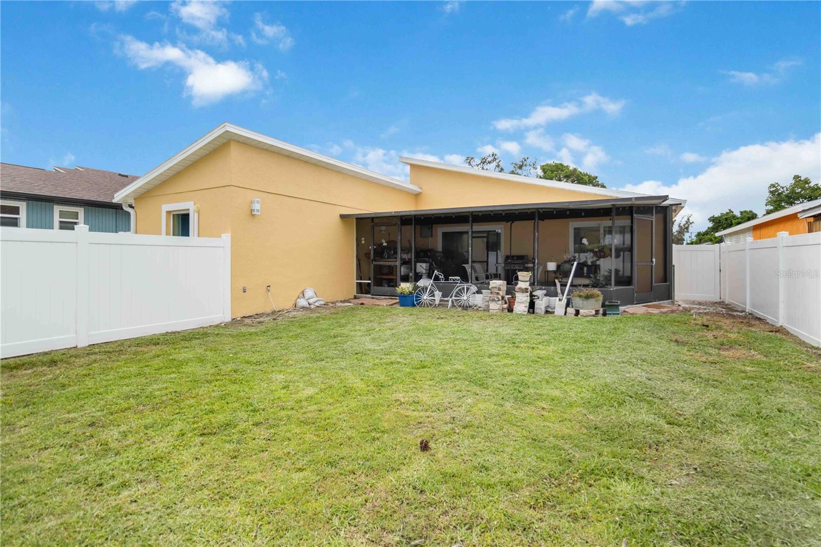NORTH VAMO - Residential Lease