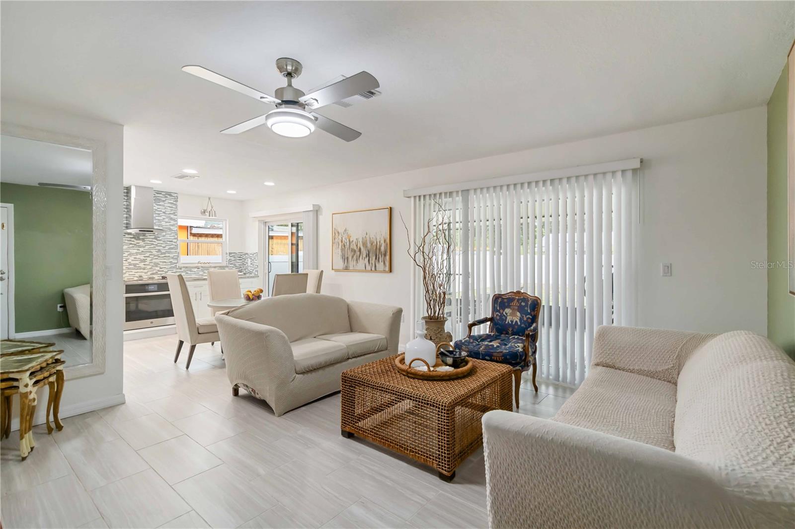 NORTH VAMO - Residential Lease