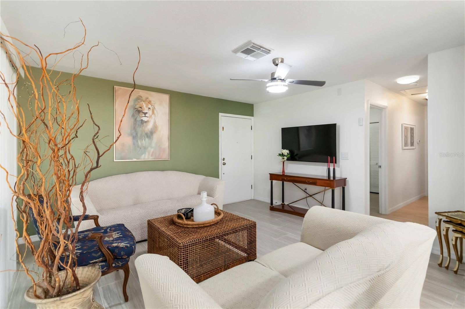 NORTH VAMO - Residential Lease