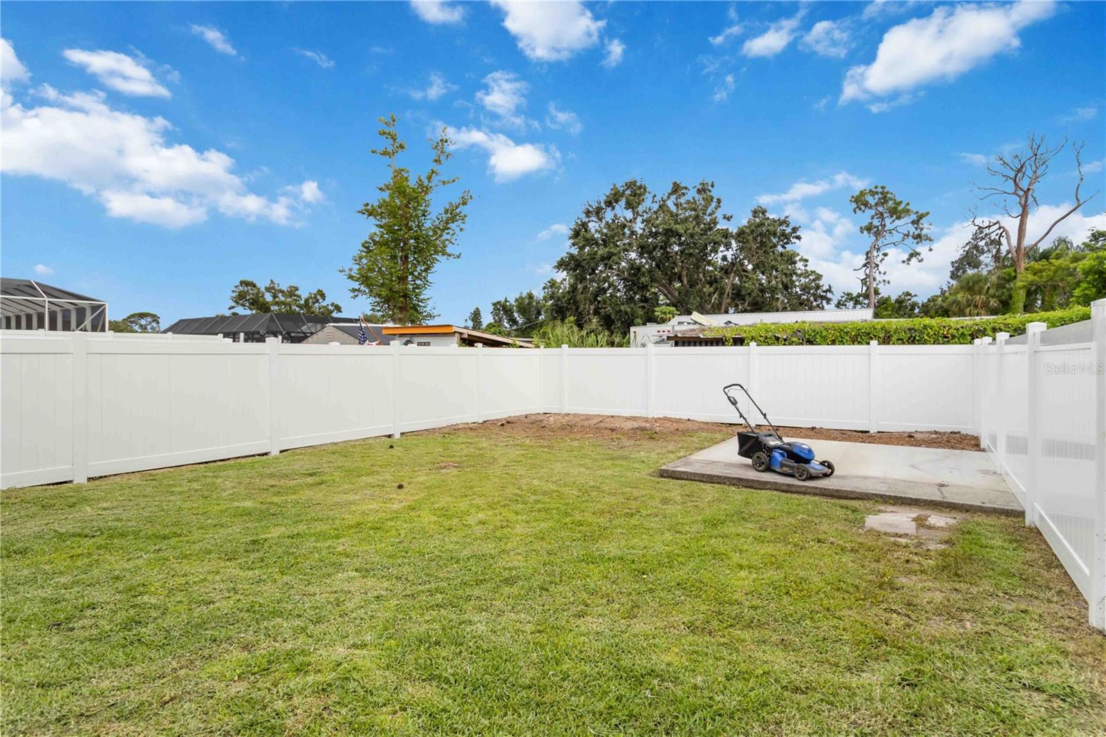 NORTH VAMO - Residential Lease