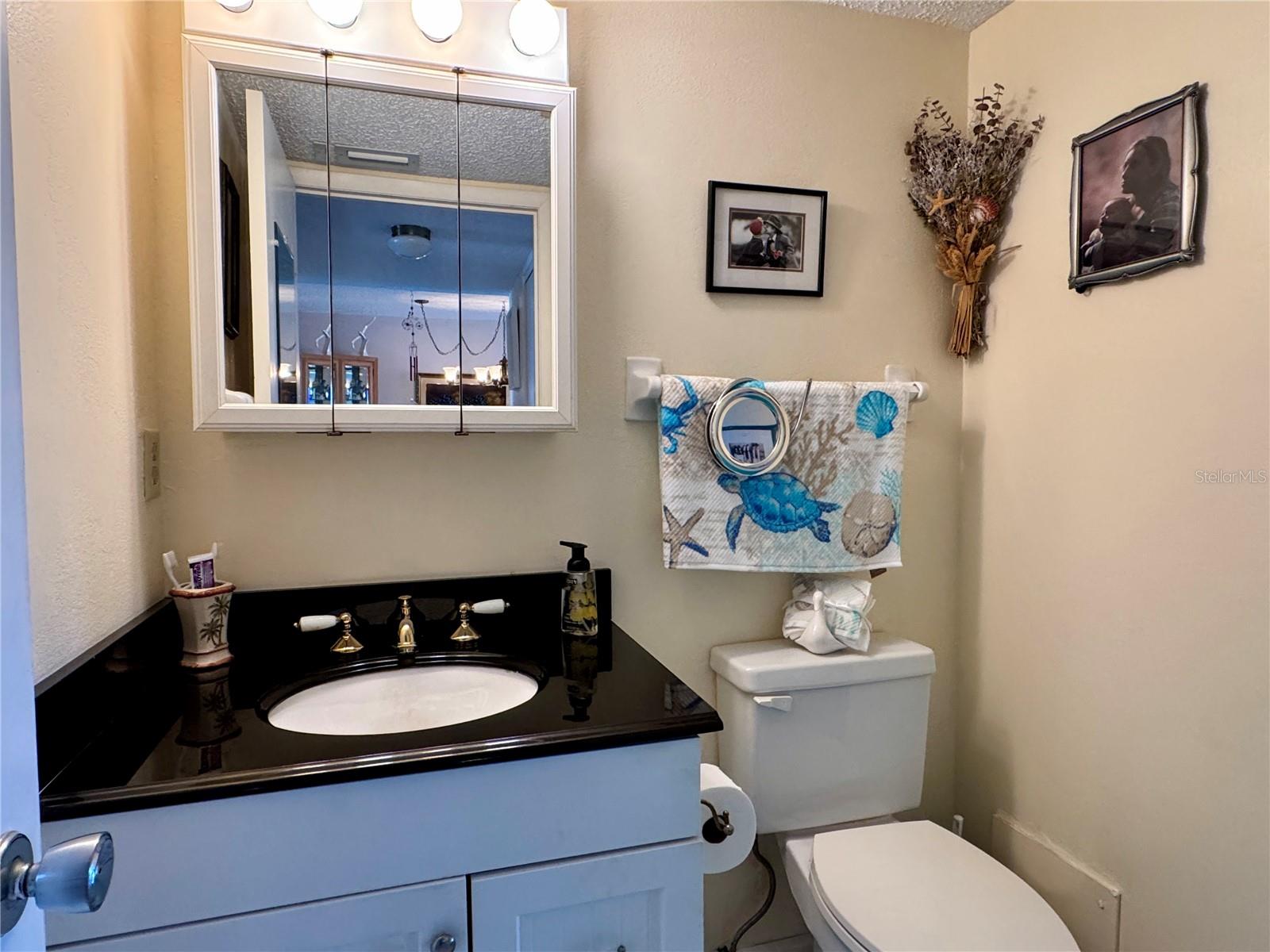 BAYSHORE ON THE LAKE APTS SEC 3 - Residential