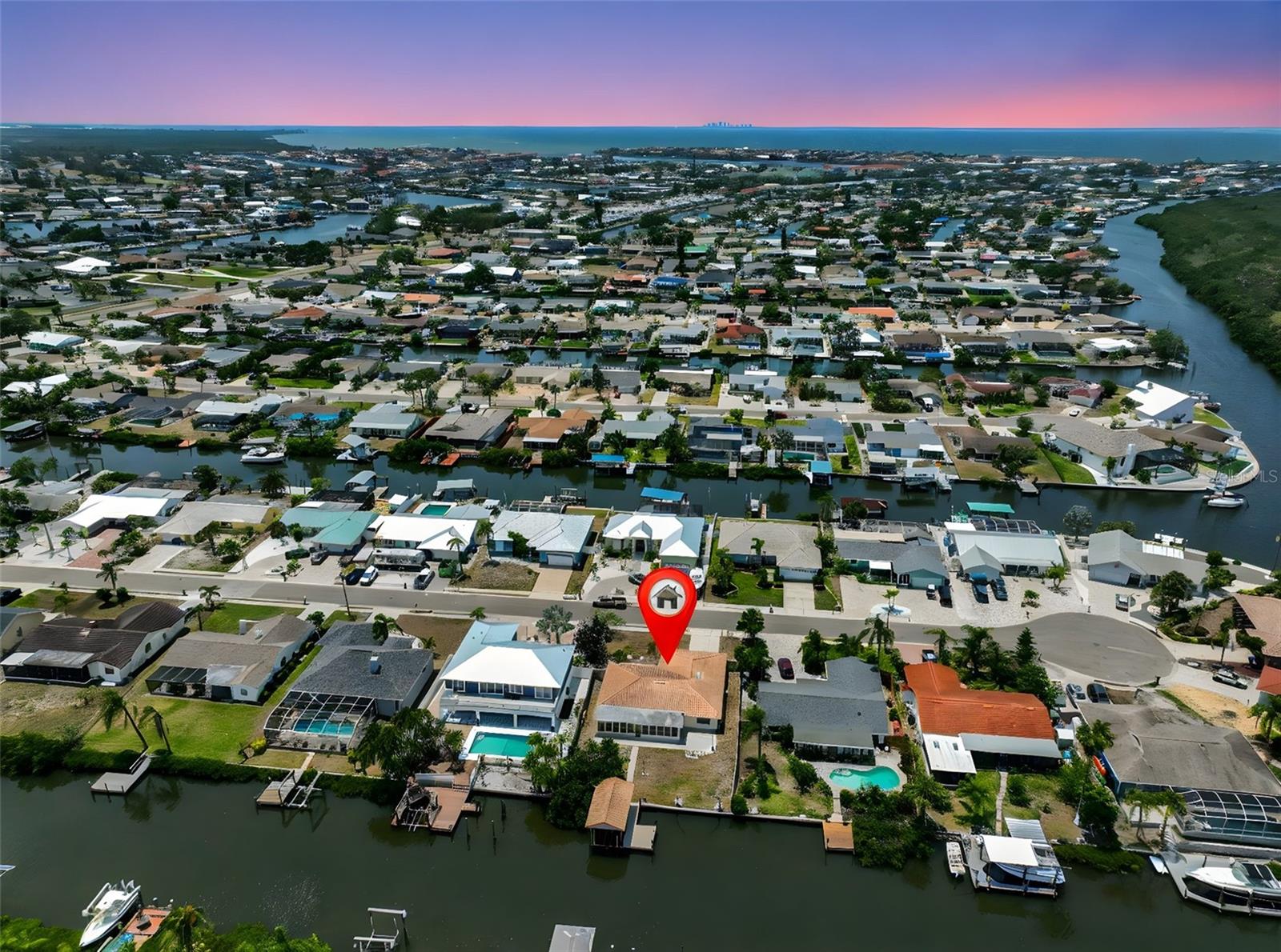 6523 KING PALM WAY