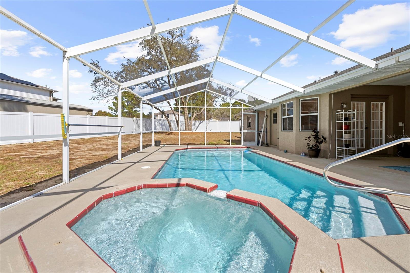 SPRING HILL - Residential