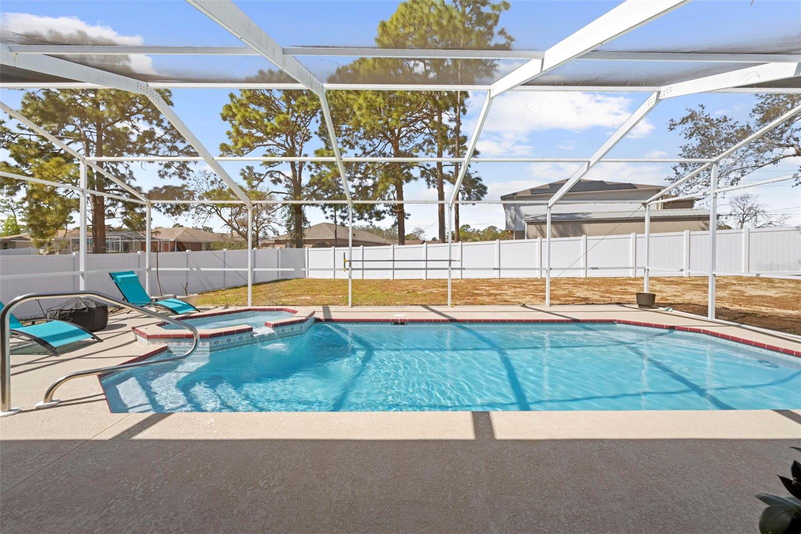 SPRING HILL - Residential