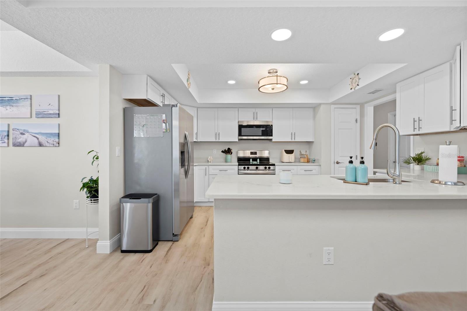 SPRING HILL - Residential