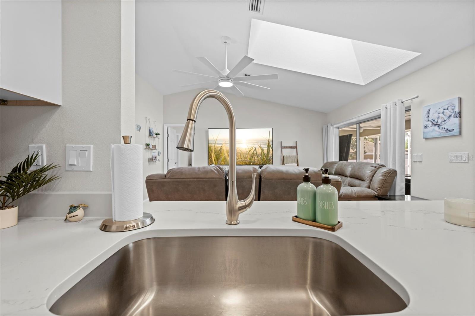 SPRING HILL - Residential