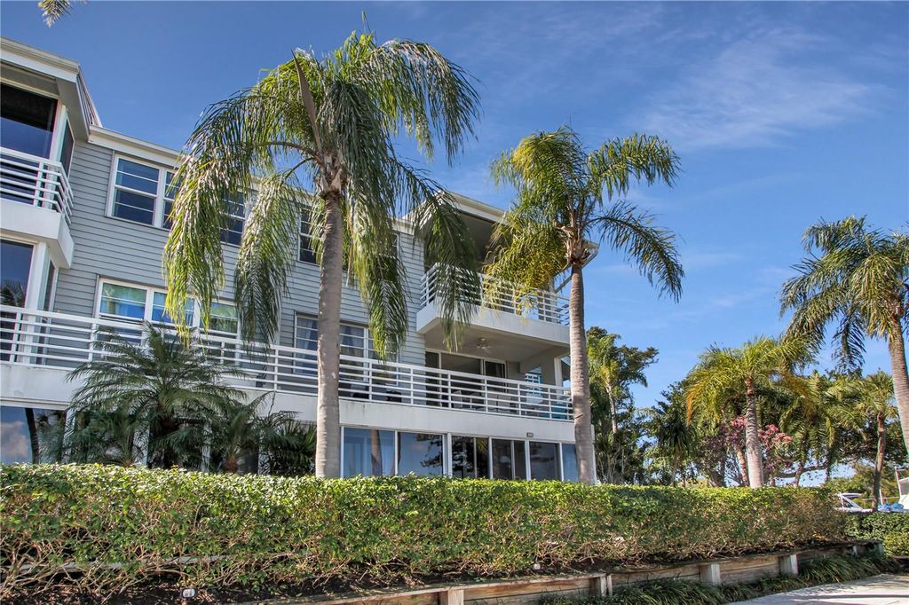 Photo of 615 Dream Island Road #202, Longboat Key, FL 34228 (MLS # A4589513)