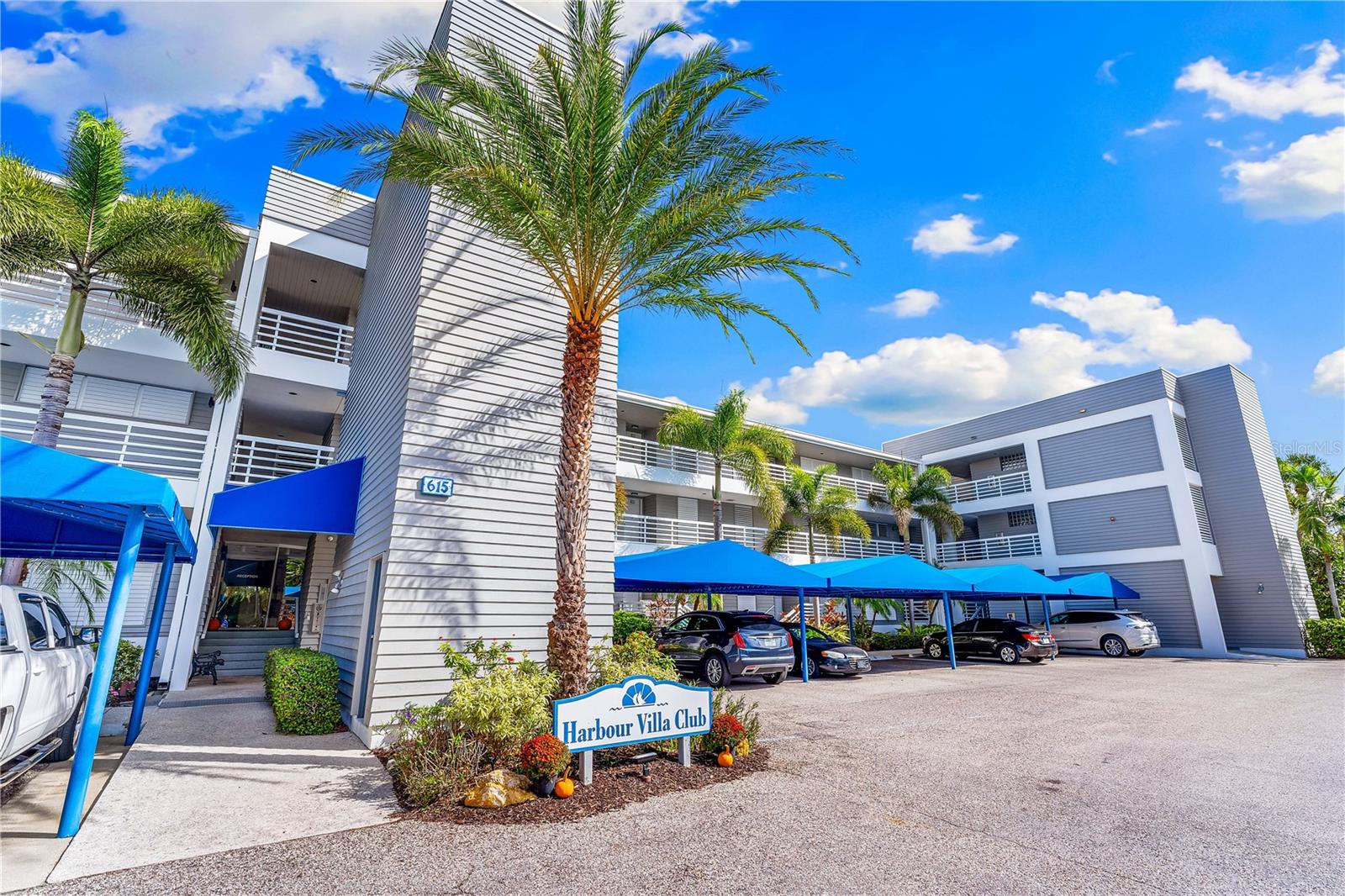 HARBOUR VILLA CLUB AT THE BUCCANEER - Residential