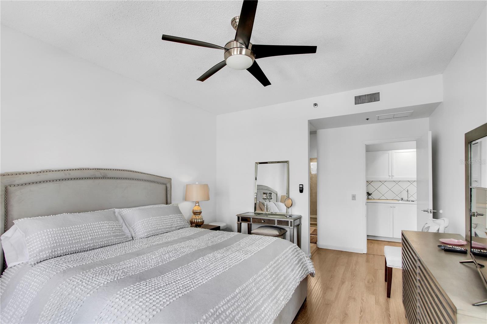 HARBOUR VILLA CLUB AT THE BUCCANEER - Residential