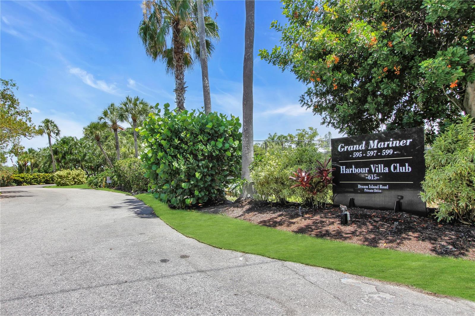 HARBOUR VILLA CLUB AT THE BUCCANEER - Residential