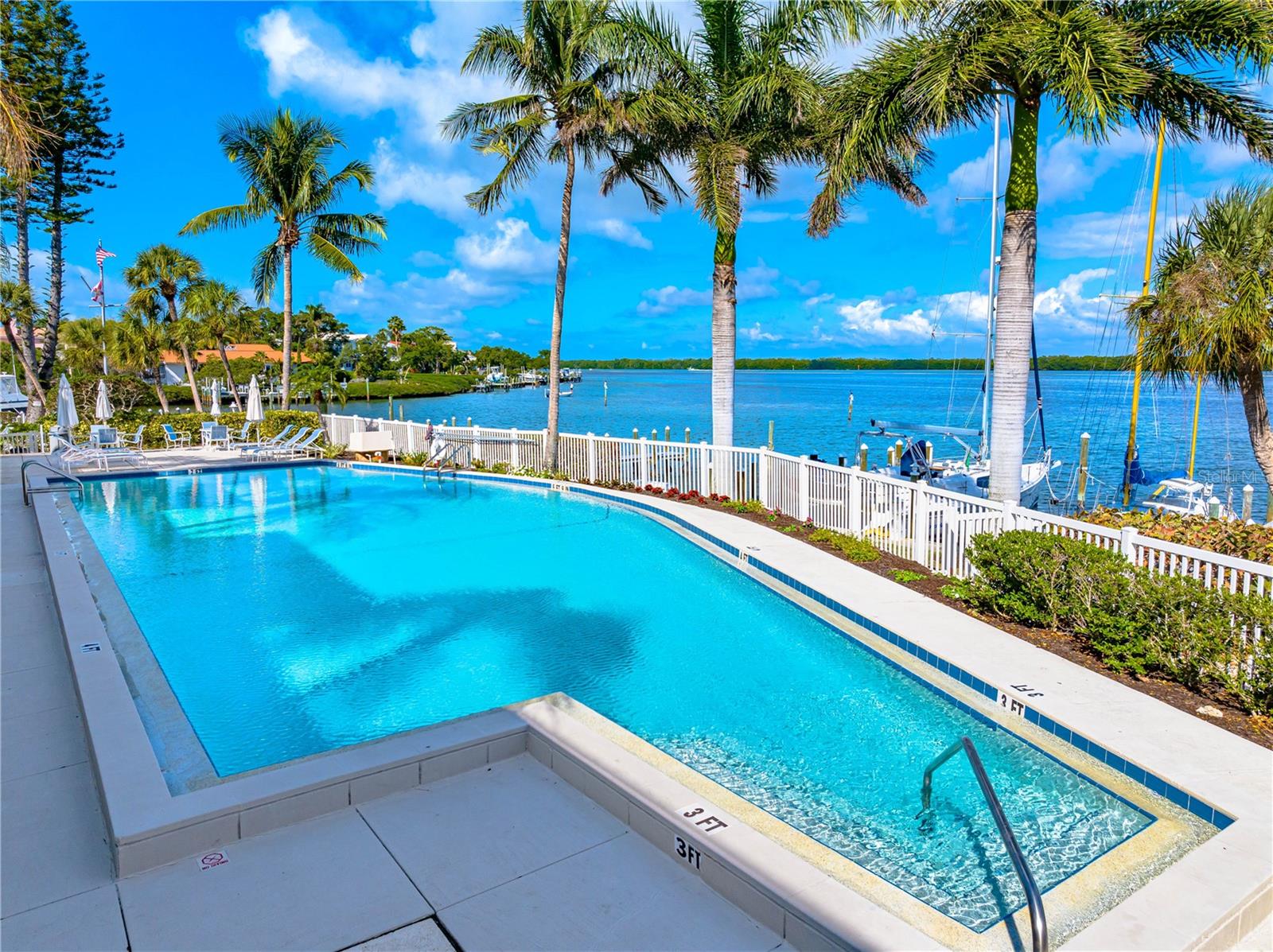 HARBOUR VILLA CLUB AT THE BUCCANEER - Residential