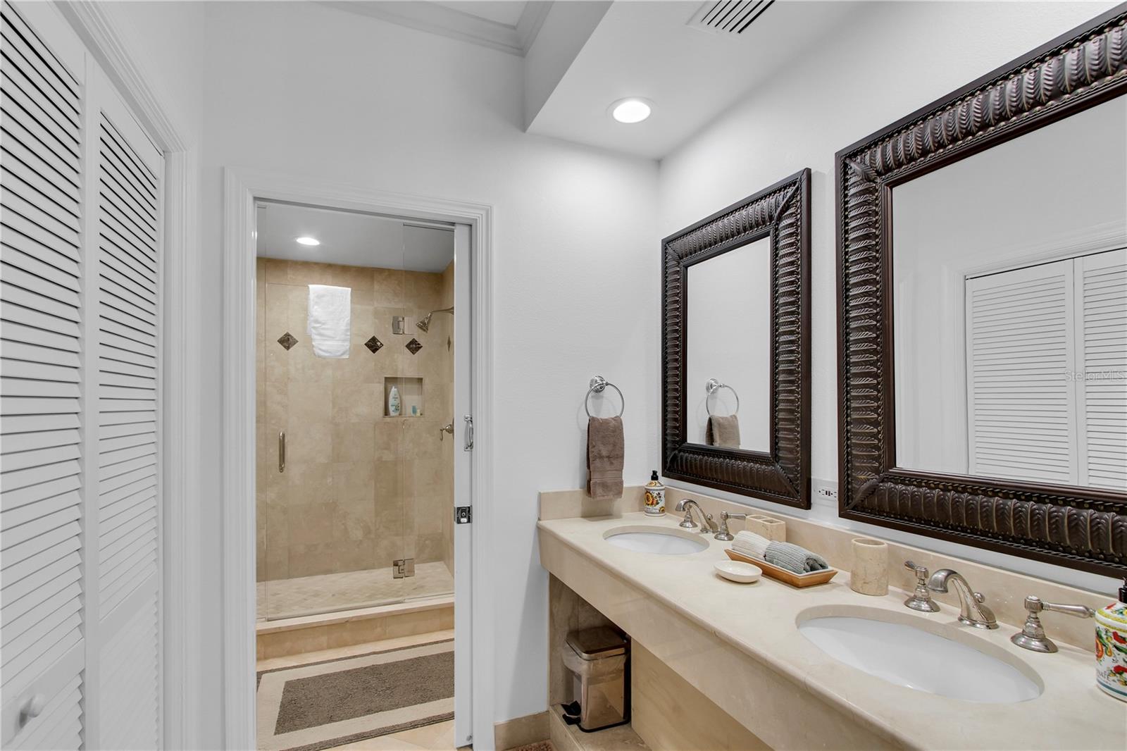 HARBOUR VILLA CLUB AT THE BUCCANEER - Residential