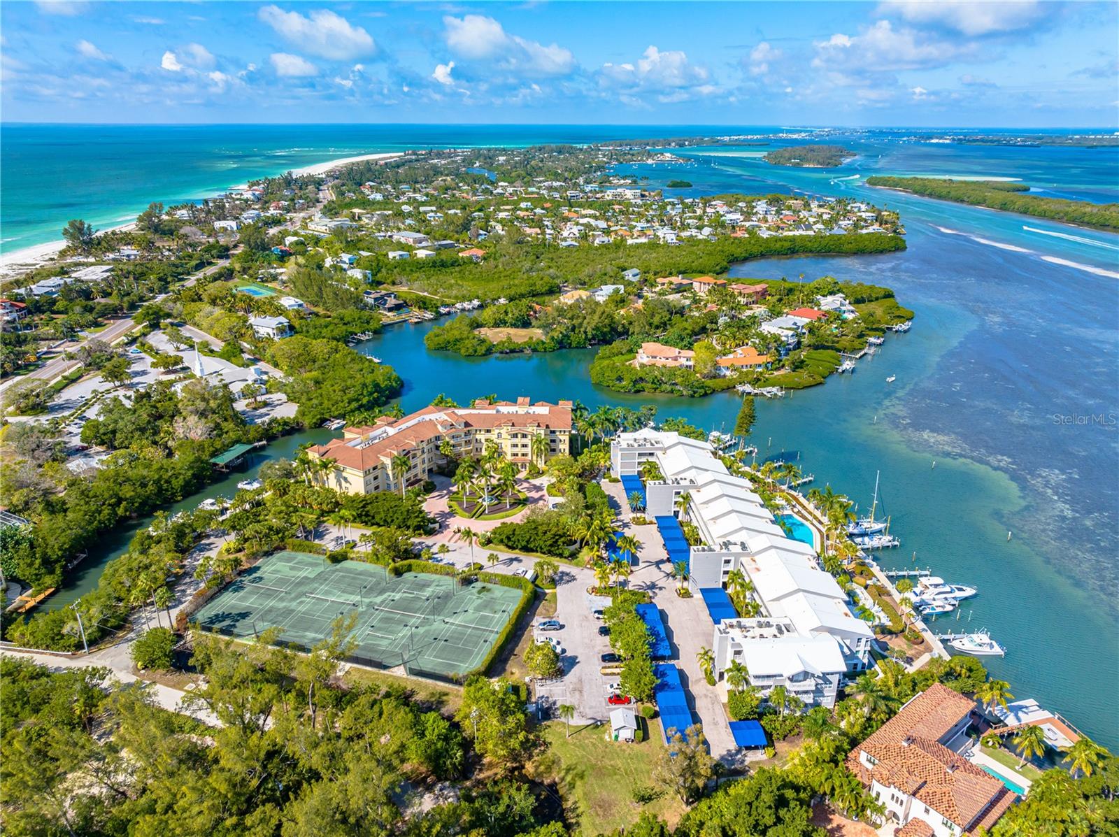 HARBOUR VILLA CLUB AT THE BUCCANEER - Residential