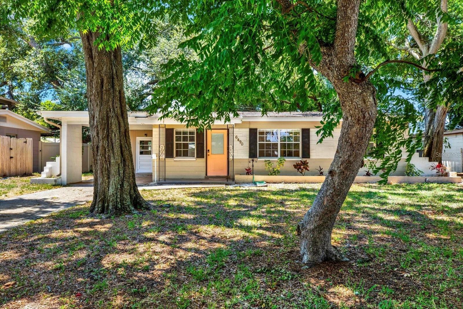 MILES PINES - Residential