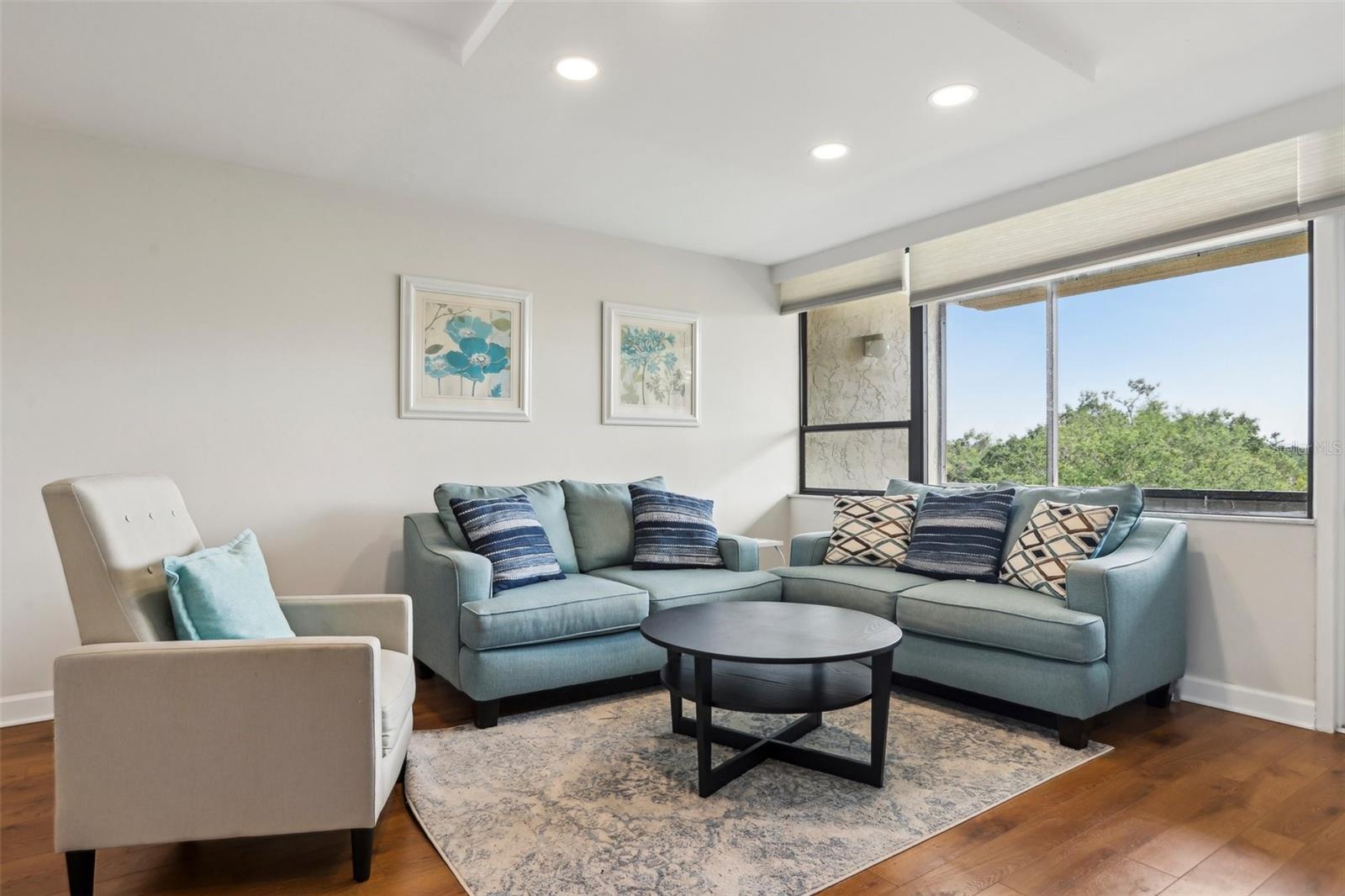 2615 COVE CAY DRIVE 409