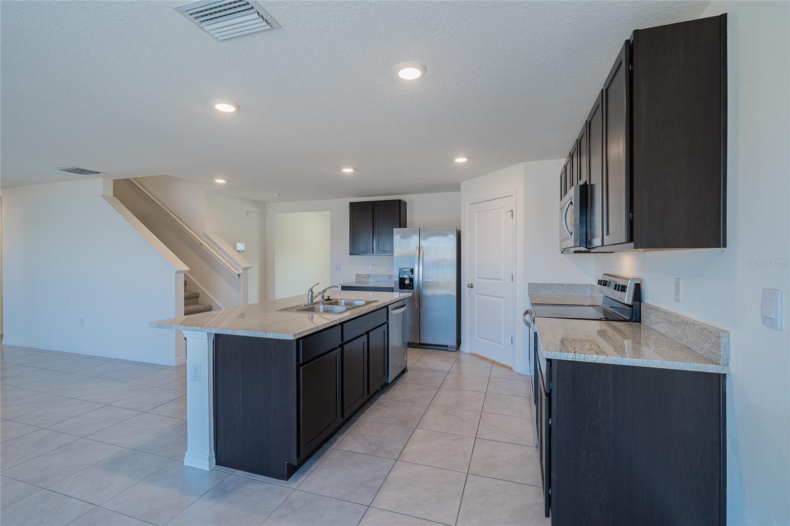 RIDGEWOOD - Residential