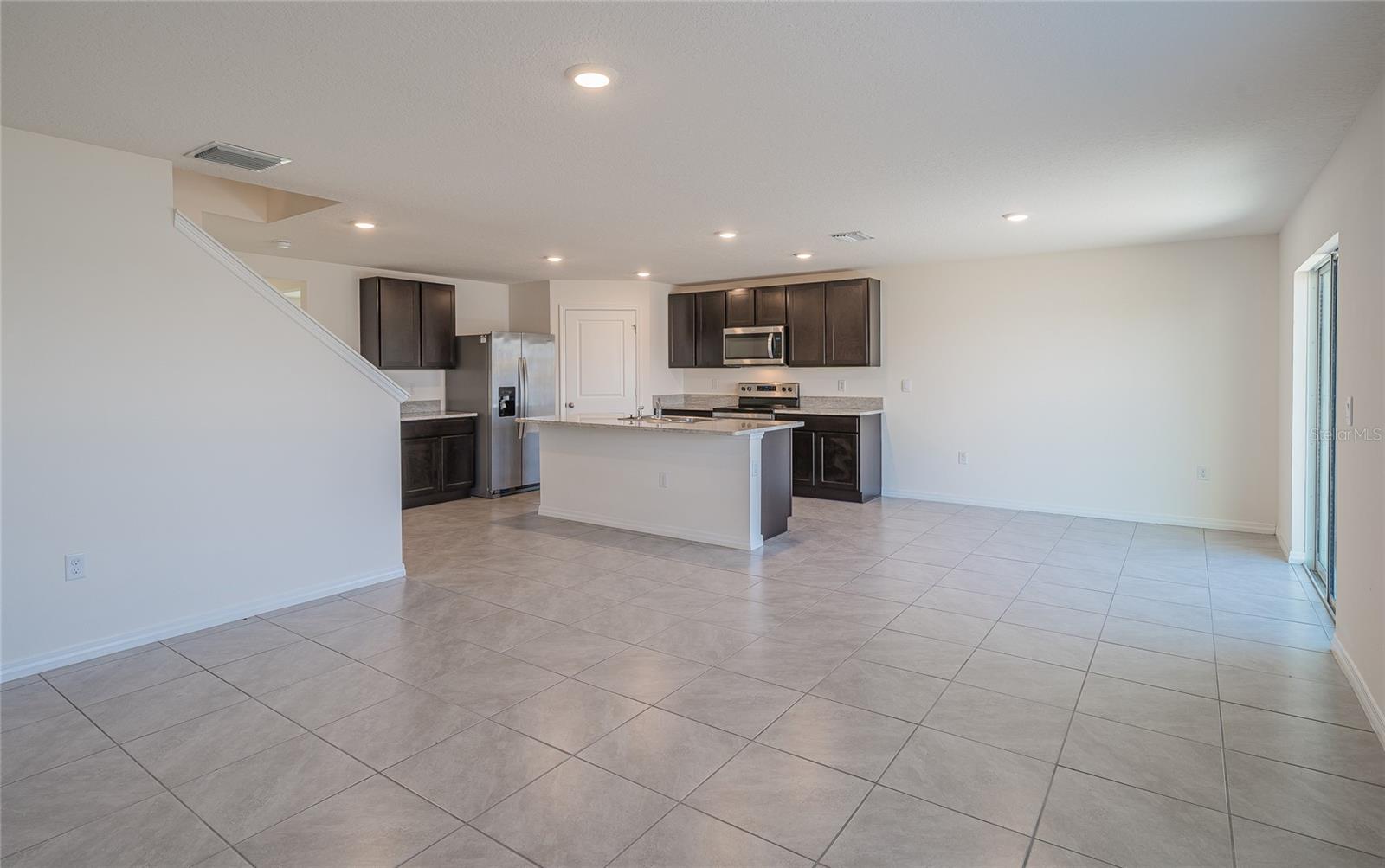 RIDGEWOOD - Residential