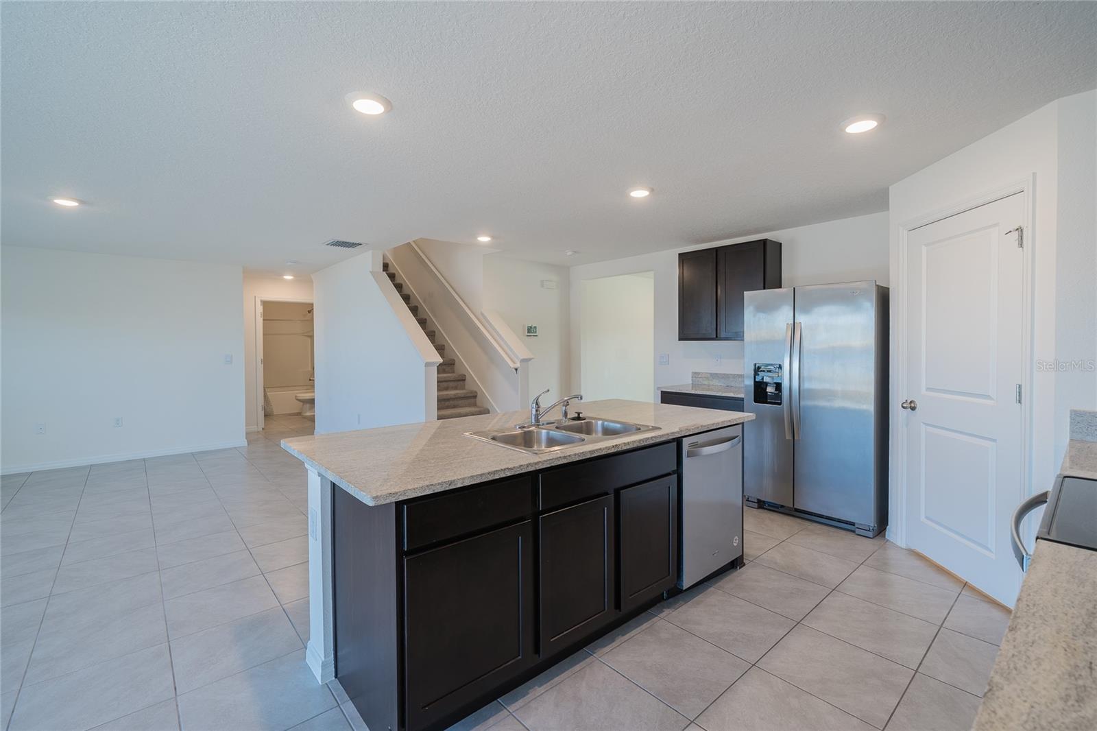 RIDGEWOOD - Residential