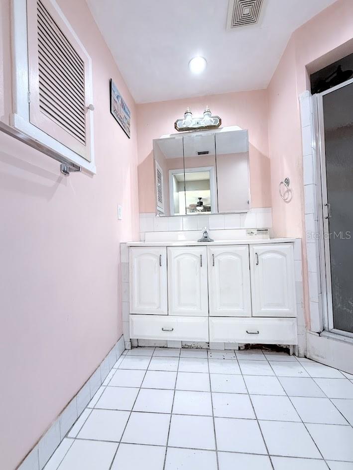 CHARLOTTE SEC 06 - Residential