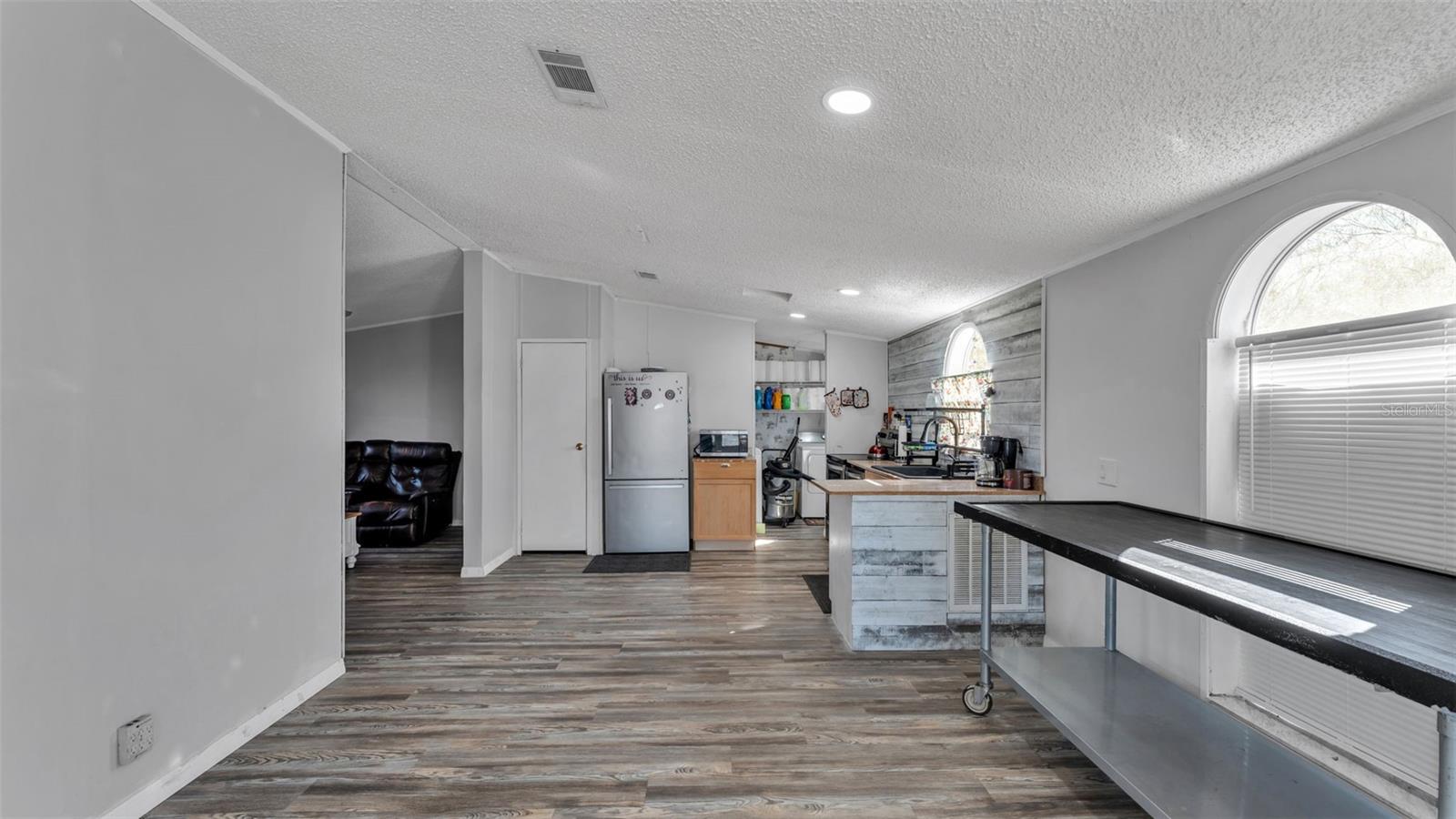 THORNHILL ESTATES - Residential