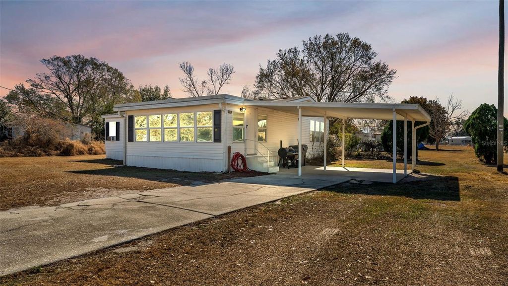 Photo of 31 Cactus Circle N, Winter Haven, FL 33880 (MLS # L4959400)