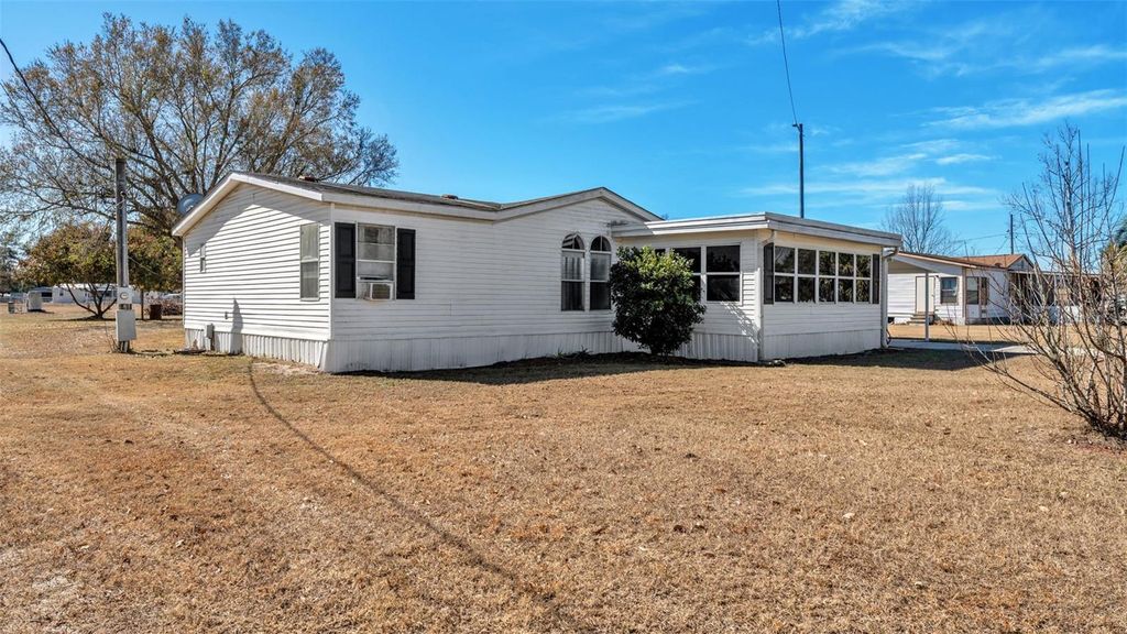 Photo of 31 Cactus Circle N, Winter Haven, FL 33880 (MLS # L4959400)