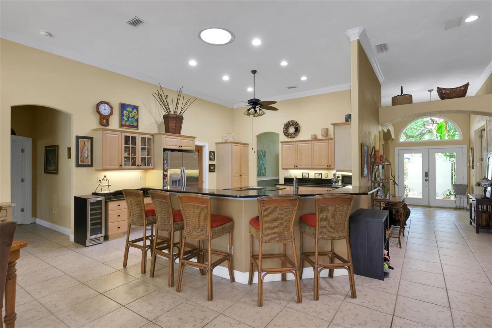 6092 SABAL HAMMOCK CIRCLE