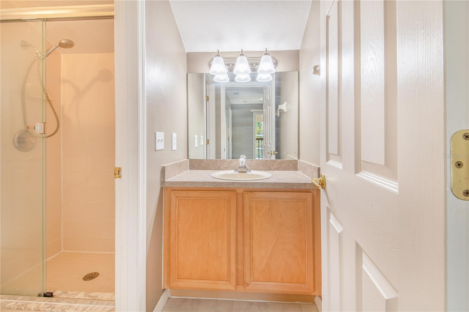 THOUSAND OAKS PH 03 - Residential