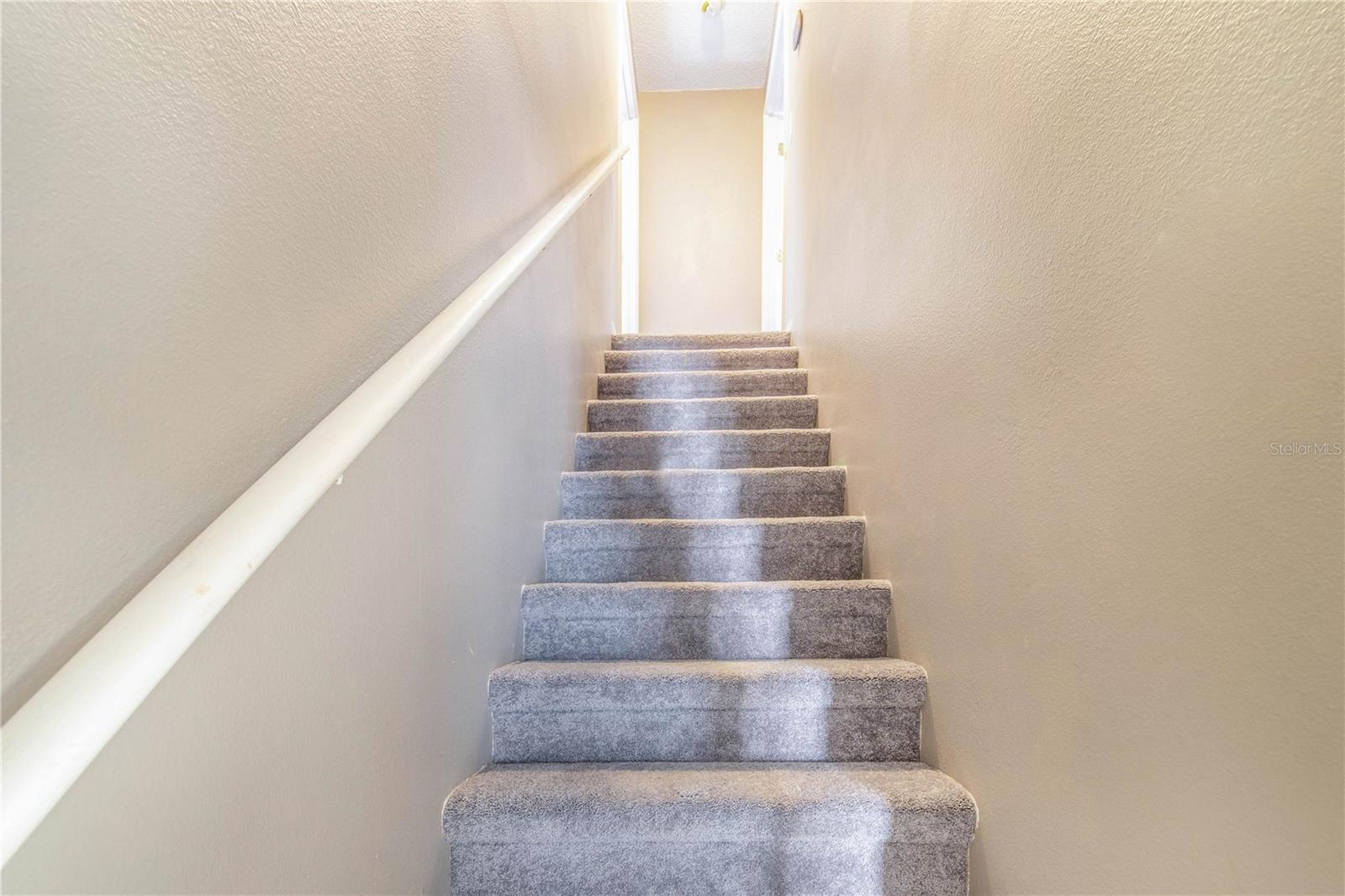 THOUSAND OAKS PH 03 - Residential