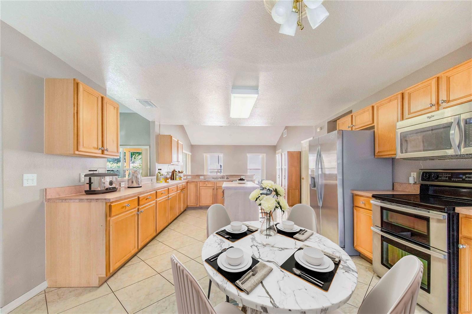 THOUSAND OAKS PH 03 - Residential